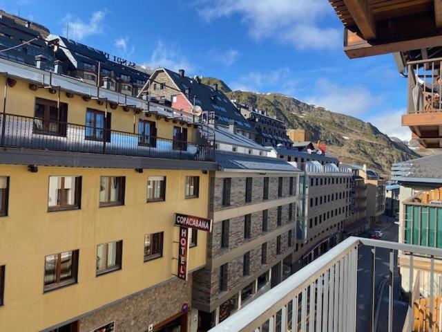 Apartamentos Grifovacances Nevada Pas De La Casa Ngoại thất bức ảnh