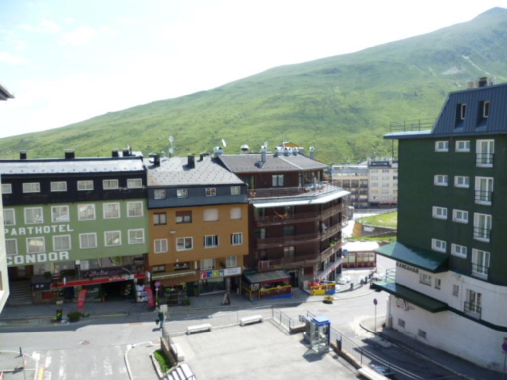 Apartamentos Grifovacances Nevada Pas De La Casa Phòng bức ảnh