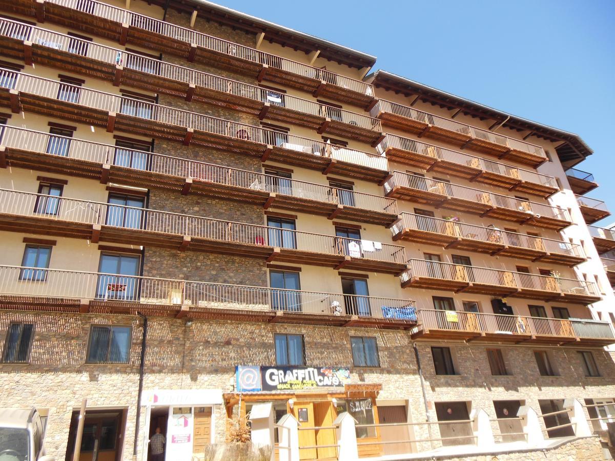 Apartamentos Grifovacances Nevada Pas De La Casa Ngoại thất bức ảnh
